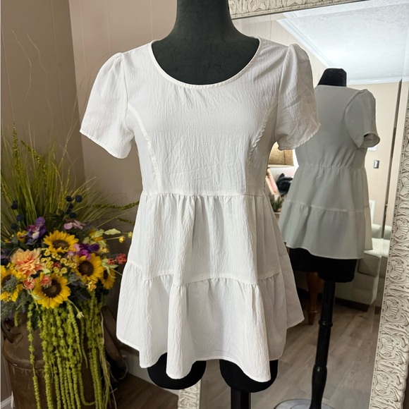 Gilli • Tiered Babydoll Blouse - Picture 1 of 8